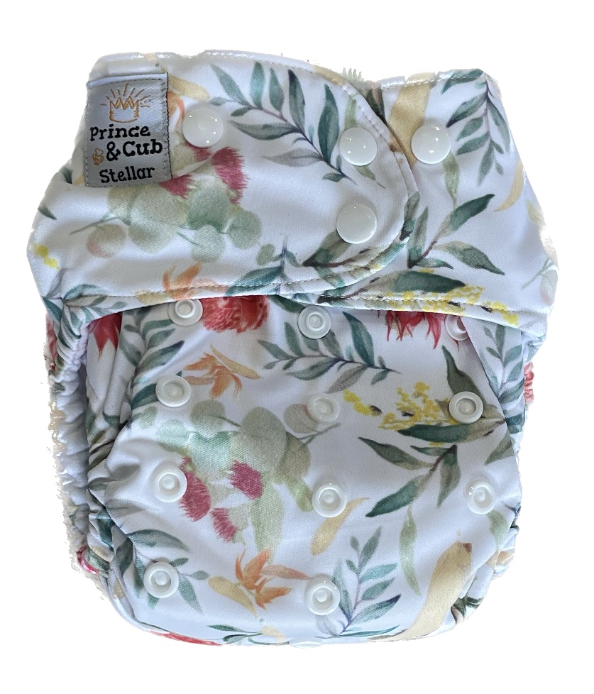 Stellar Double Row nappy in Native Flora by Prince & Cub.